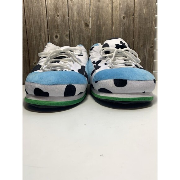 Chunky Dunk Plush Slippers Fits Men’s US Shoe Size 5-10 - Picture 3 of 8